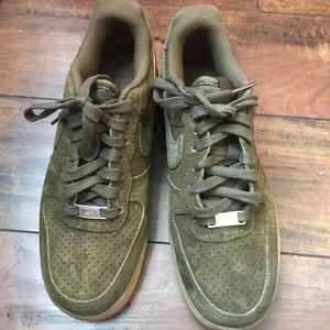 Nike Air Force 1 olive Suede sneakers
